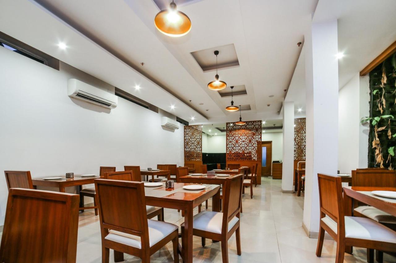 גורגאון Collection O Motif South City 1 Near Appu Ghar מראה חיצוני תמונה