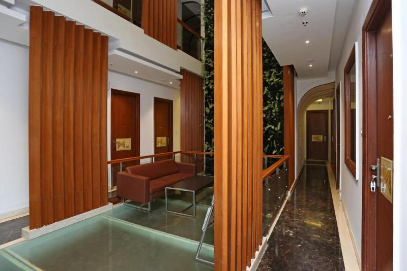 גורגאון Collection O Motif South City 1 Near Appu Ghar מראה חיצוני תמונה