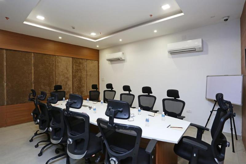 גורגאון Collection O Motif South City 1 Near Appu Ghar מראה חיצוני תמונה